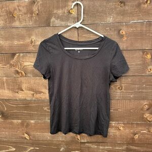 Quince Black Short Sleeve Shirt Size Medium